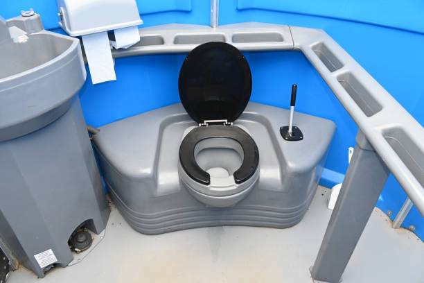 Best Luxury portable toilet rental  in Easton, PA